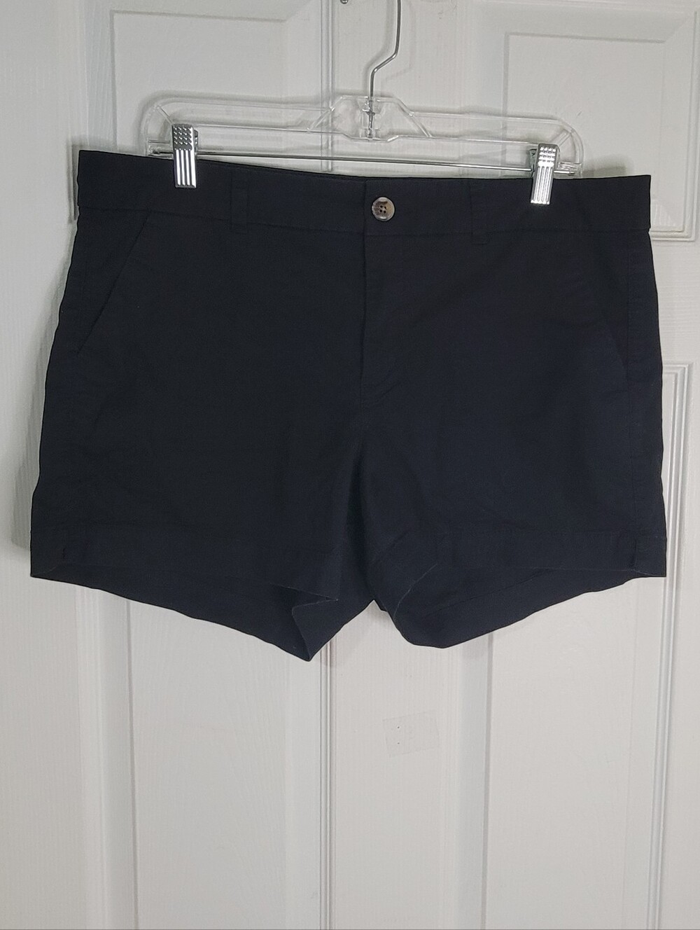 OLD NAVY Women Size 14 Classic Black Cotton Blend Shorts